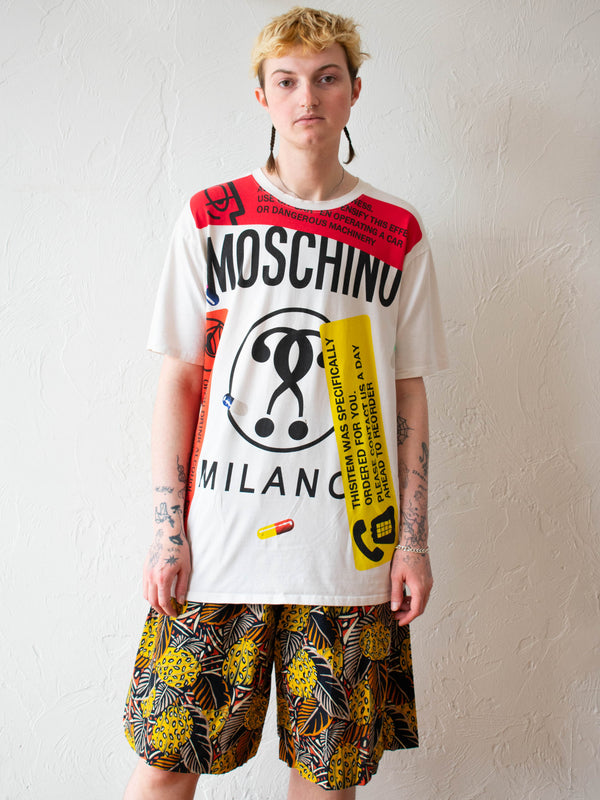 Vintage 90s/2000s Moschino Warning Label T-Shirt M/L/XL - We Thieves