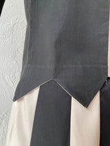 Vintage 60s Cream/Beige/Black Cotton Blouse with Dagger Hem S - We Thieves