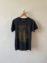 Vintage 1989 Chicago Skyline Black & Gold T-Shirt S - We Thieves