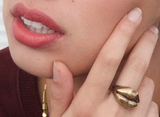 Kiss Ring in Brass Size 8 - We Thieves