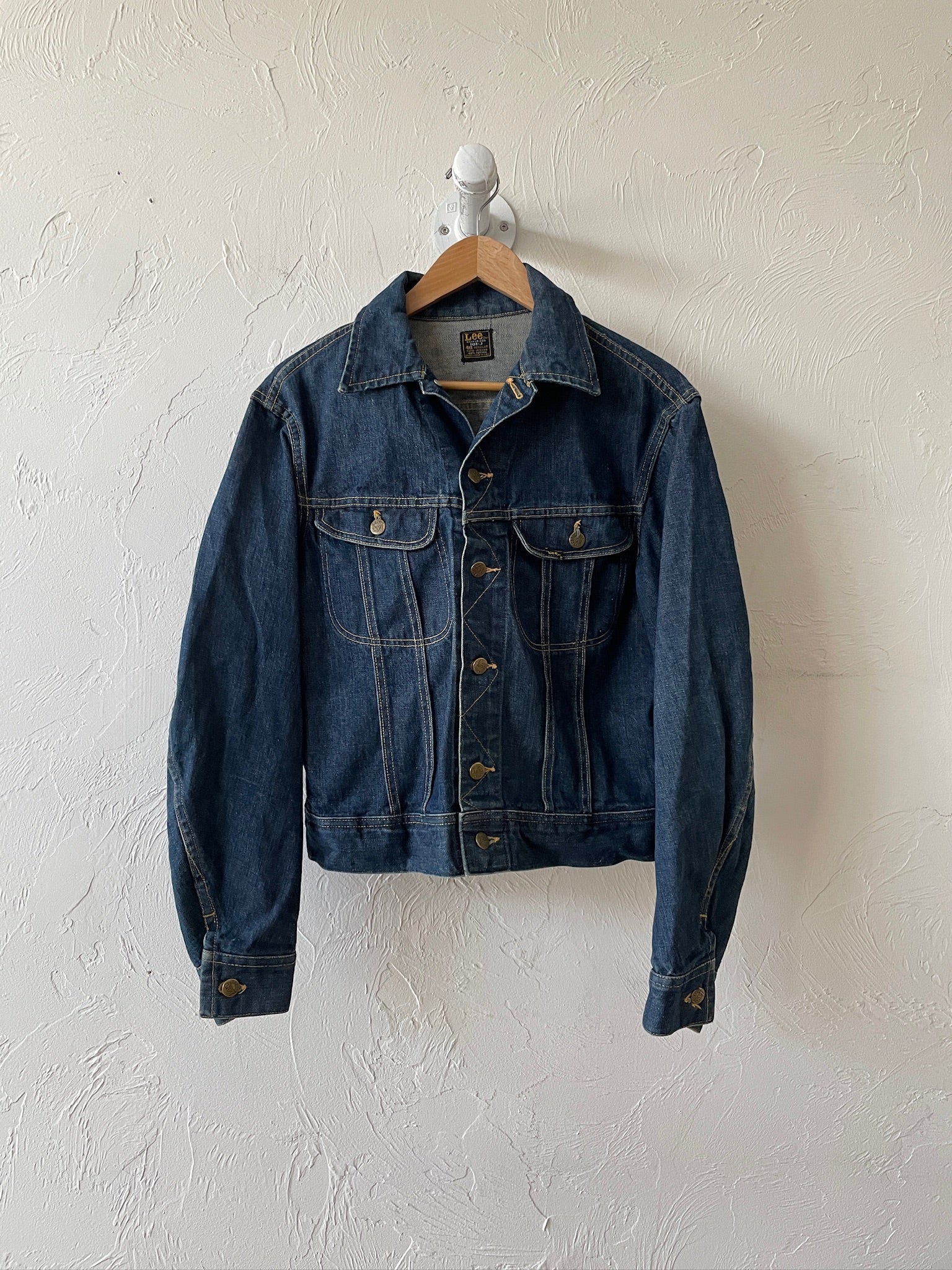 Vintage Outerwear – We Thieves