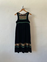 Vintage Novelty Black Velvet Folk Dress with Green Trim XS/S - We Thieves