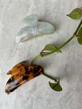 Midi Hair Claw - We Thieves