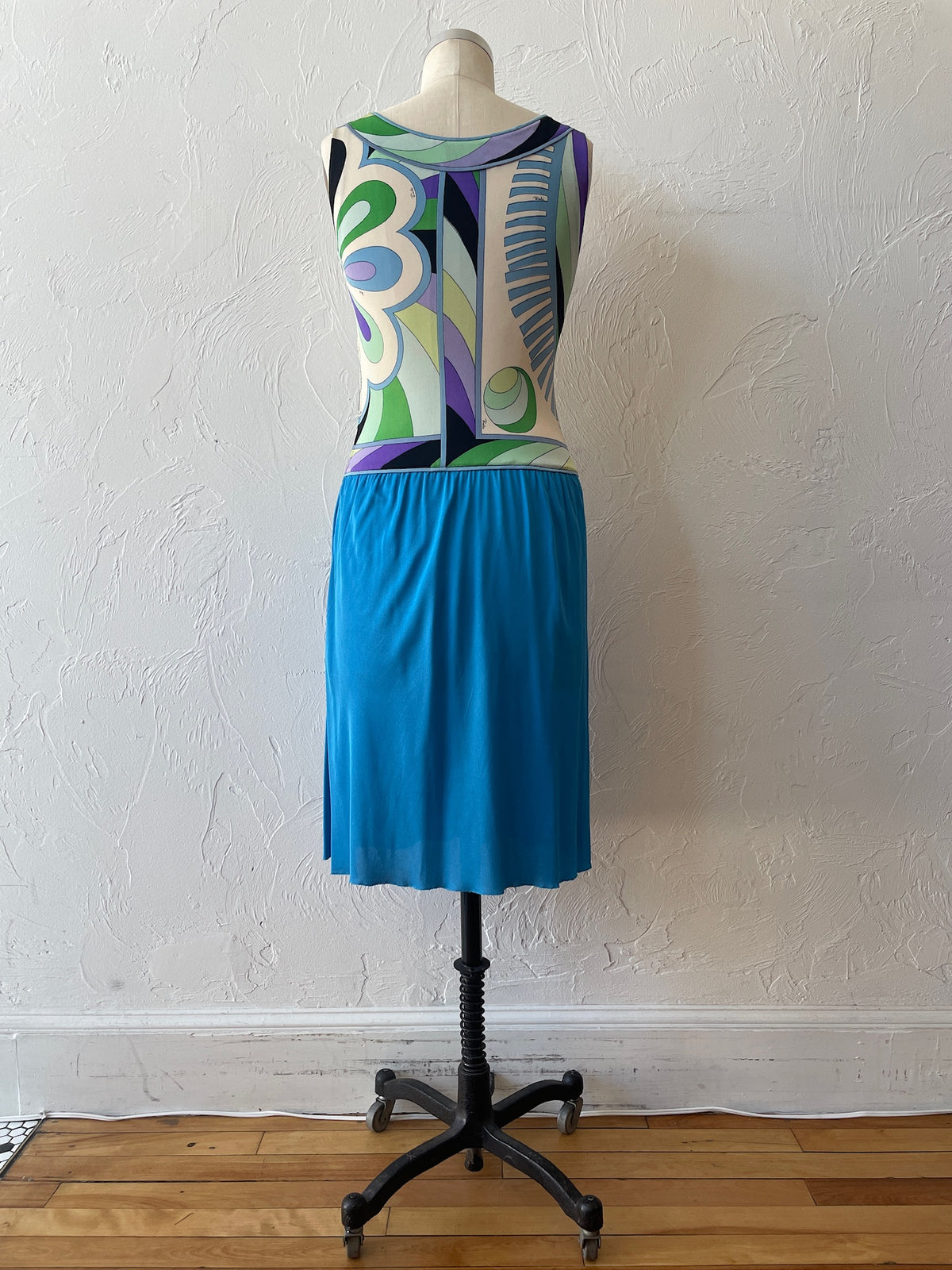 Designer Vintage – We Thieves
