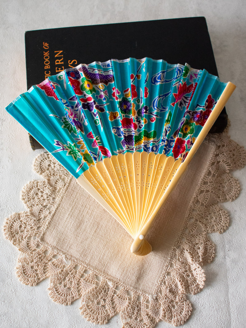 Asian Folding Fan Silk/Bamboo - We Thieves