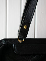 Vintage 1960s Pebbled Leather Handbag - We Thieves