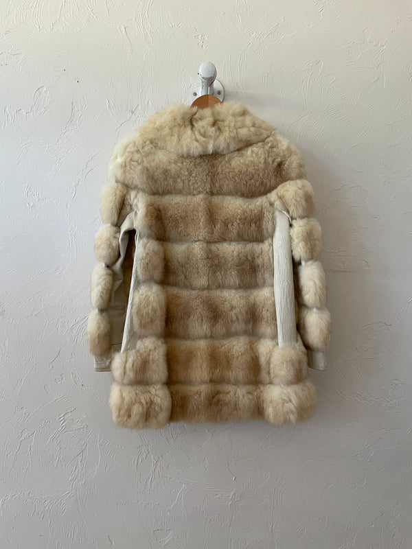 Vintage 1960s Daseler Furs and White Leather Coat - We Thieves