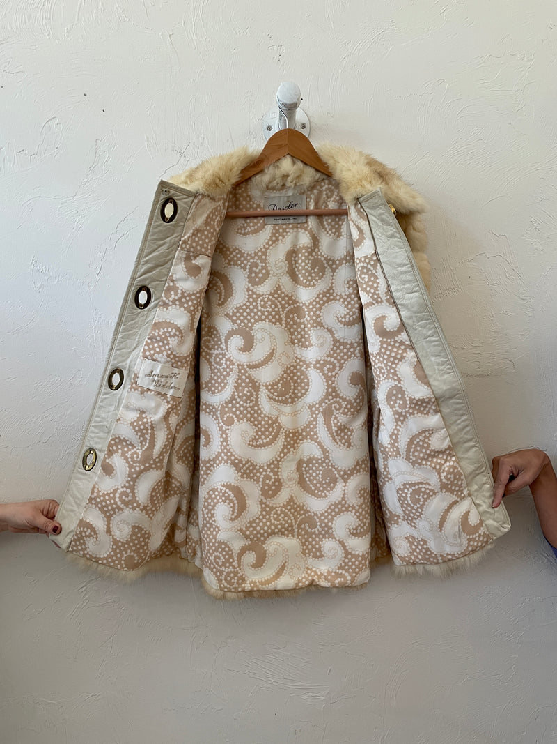 Vintage 1960s Daseler Furs and White Leather Coat - We Thieves