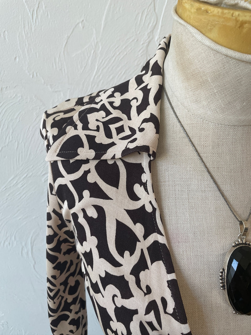 Vintage Diane Von Furstenberg Brown & White Silk Jersey Wrap Dress XS/S - We Thieves