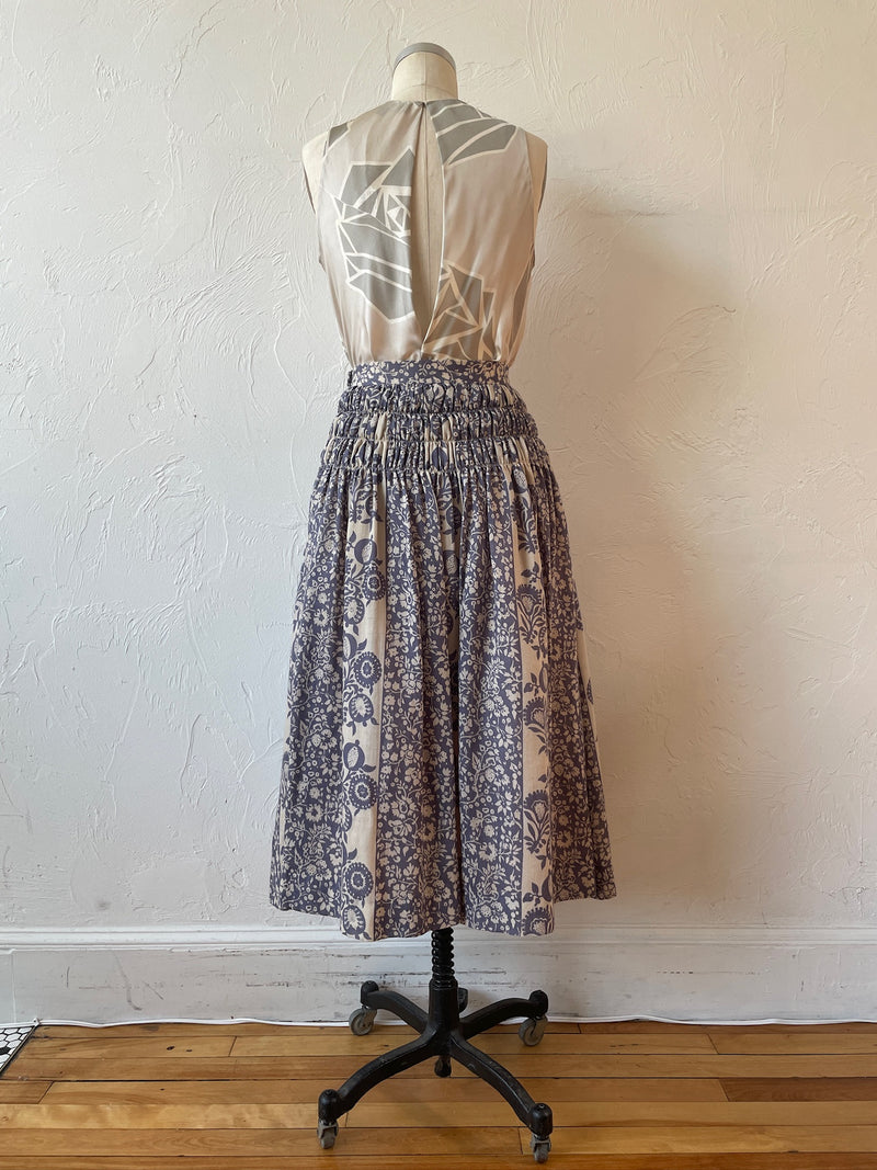 Vintage 1980s Chloe Pomegranate Print Midi Skirt with Shirring Details XS/S - We Thieves