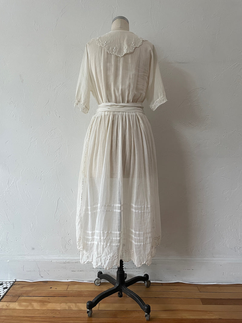 Vintage Edwardian White Midi Dress Medium 29