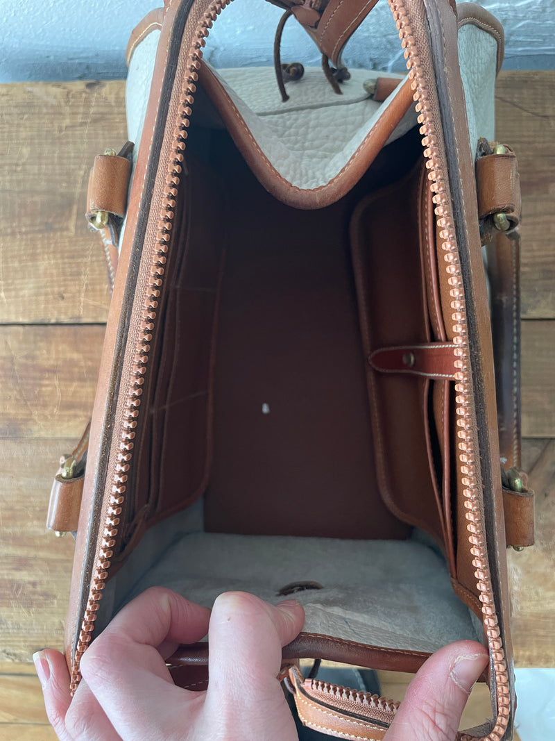 Vintage Dooney & Bourke Cream Pebbled Leather Doctor Bag - We Thieves