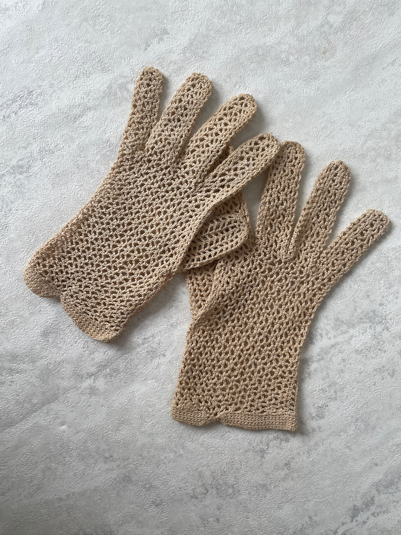 Vintage Edwardian Small Beige Crochet Gloves - We Thieves