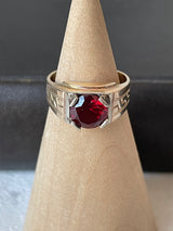 Vintage Men's 14k Gold & Large Ruby Ring Size 7