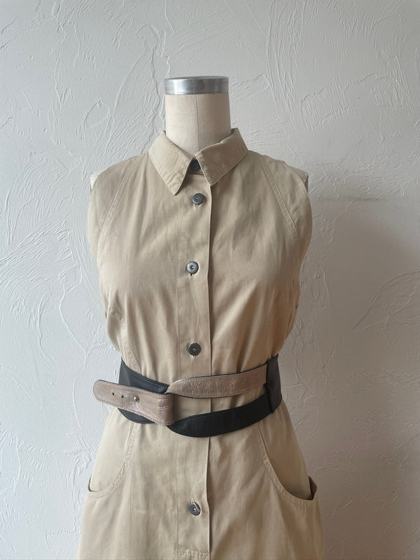 Vintage White Brand Black & Tan Leather Loop Belt M/L - We Thieves