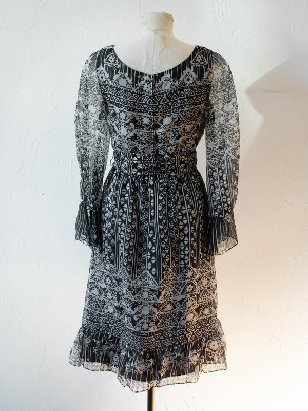 Vintage Oscar De La Renta Boutique Long Sleeve Silk Printed Midi Dress S/M - We Thieves