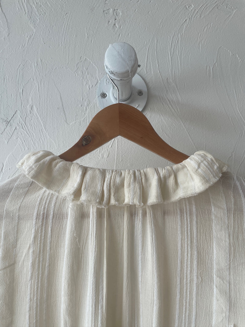 Vintage Philosophy Cream Peasant Blouse with Raw Hem S/M - We Thieves