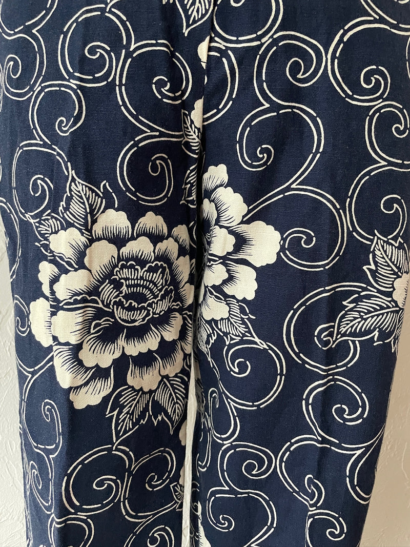 Vintage Kenzo Navy & White Floral Print Trouser XS/S - We Thieves