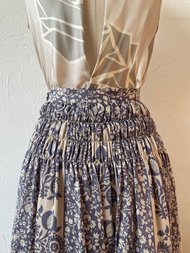 Vintage 1980s Chloe Pomegranate Print Midi Skirt with Shirring Details XS/S - We Thieves