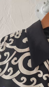 Vintage Ellen Tracy Black Silk Chinoiserie Graphic Print Blouse L - We Thieves