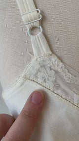 Vintage 80s Union Made White Bustier Slip Dress with Lace Trim XS/S - We Thieves