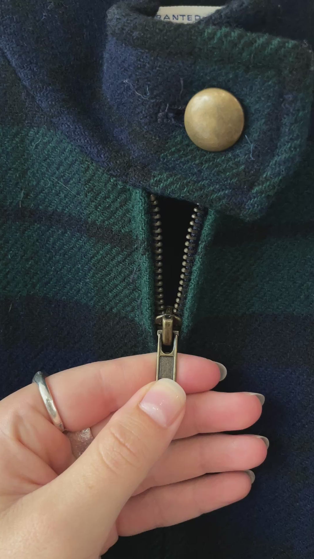 Vintage 1980s Pendleton Green/Navy Wool Sport Jacket Women's M - We Thieves