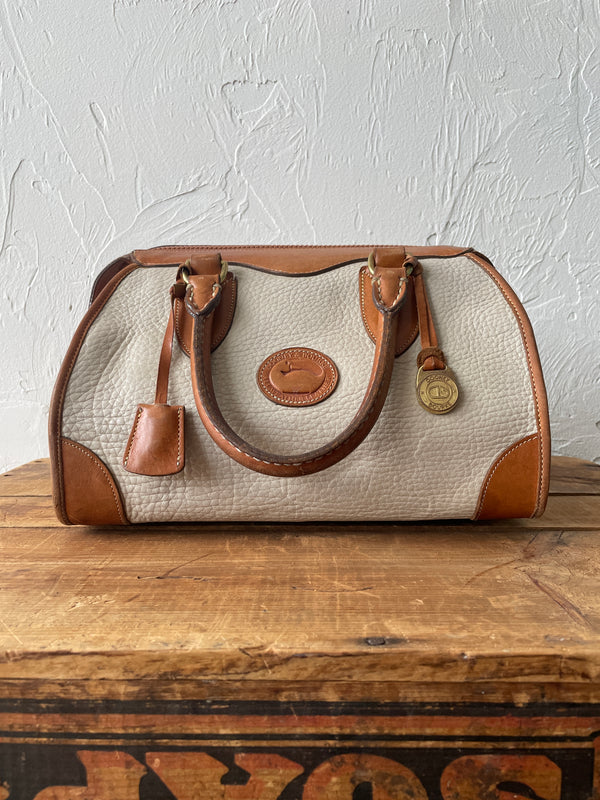 Vintage Dooney & Bourke Cream Pebbled Leather Doctor Bag - We Thieves
