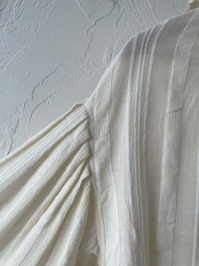 Vintage Philosophy Cream Peasant Blouse with Raw Hem S/M - We Thieves
