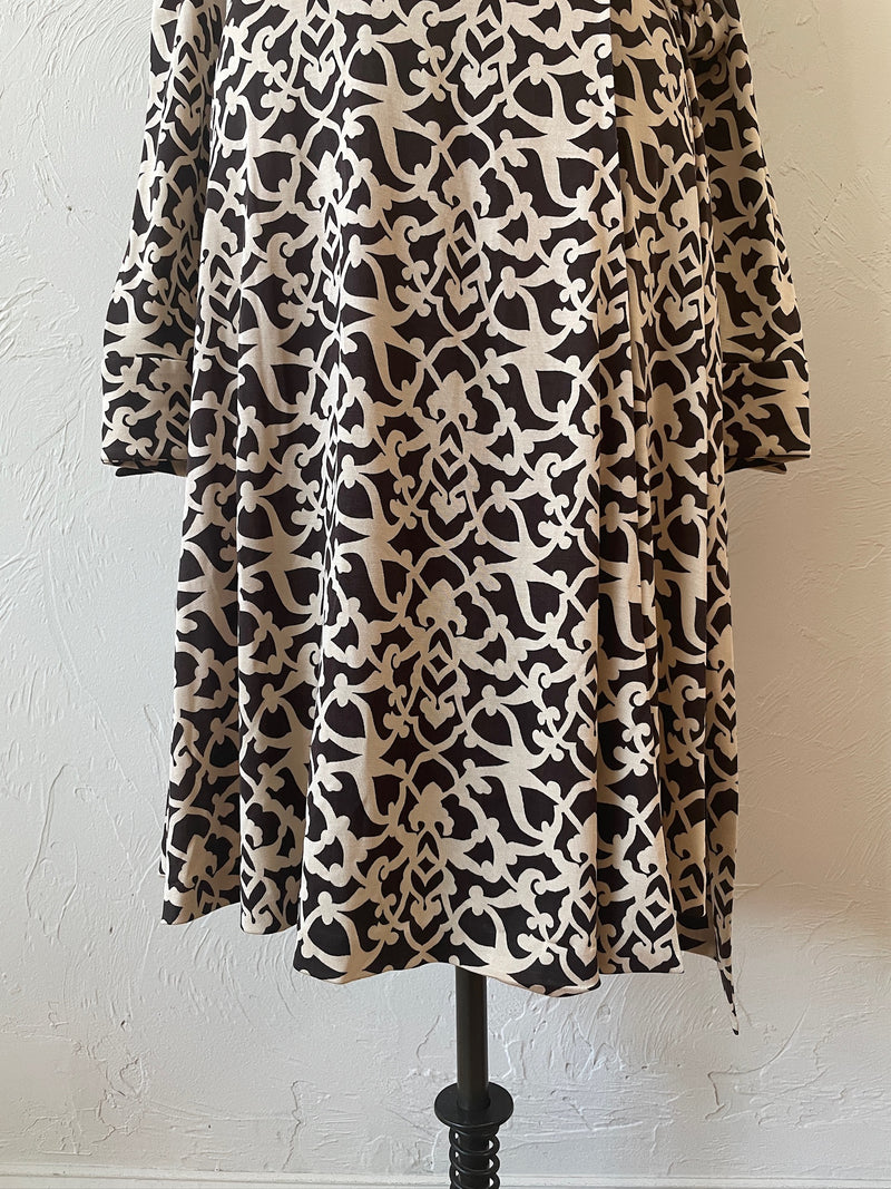 Vintage Diane Von Furstenberg Brown & White Silk Jersey Wrap Dress XS/S - We Thieves