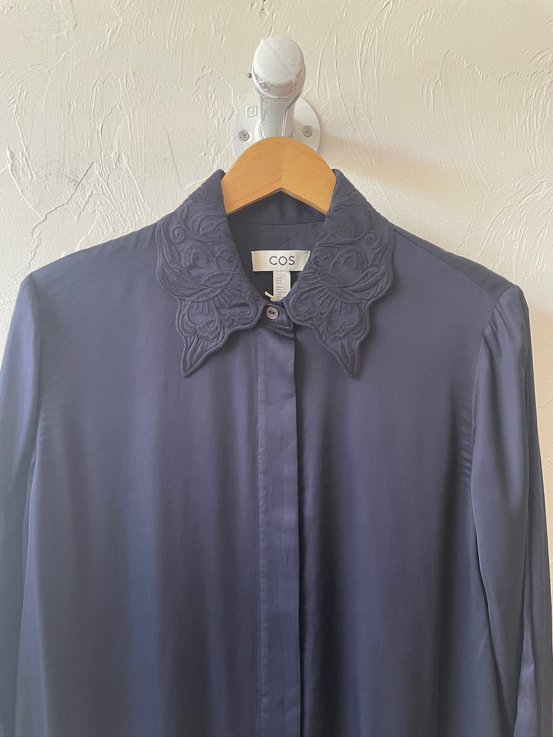 Pre-loved COS Navy Blouse with Embroidered Collar L - We Thieves