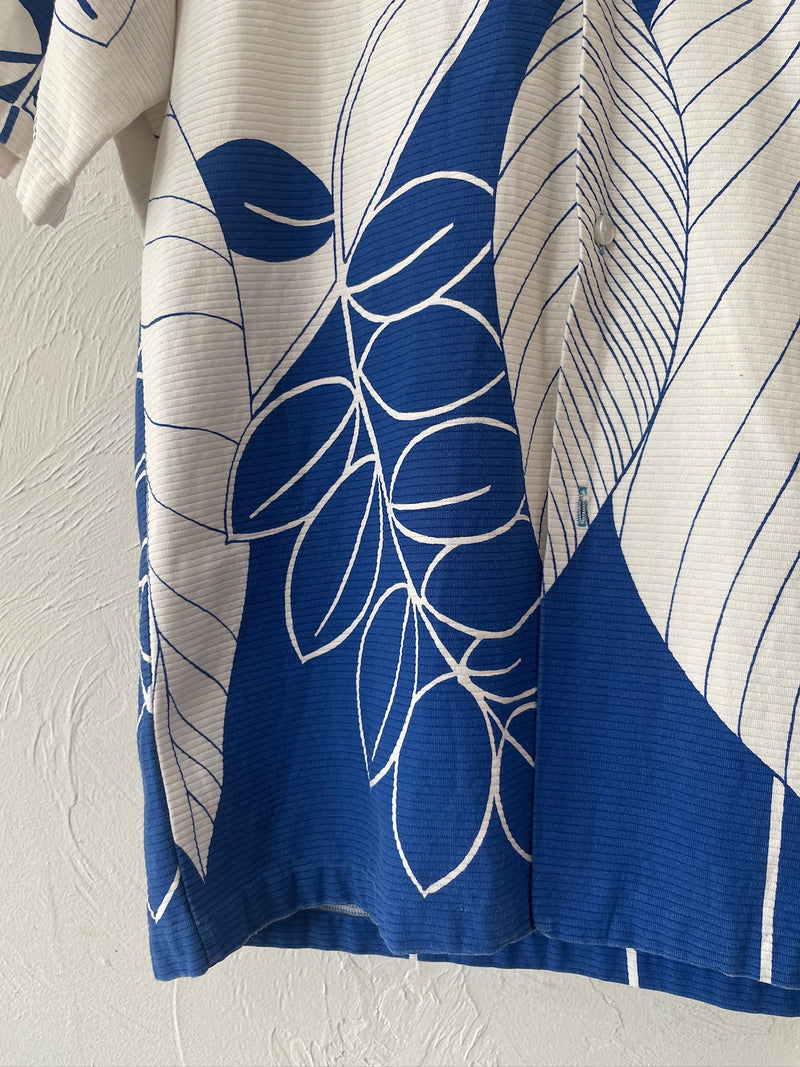 Vintage White + Blue Waltah Clarke Hawaiian Shirt S - We Thieves